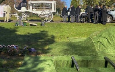 Live Funeral Streaming in Ashford, Kent: Ashford Baptist Church & Bybrook Cemetery Services